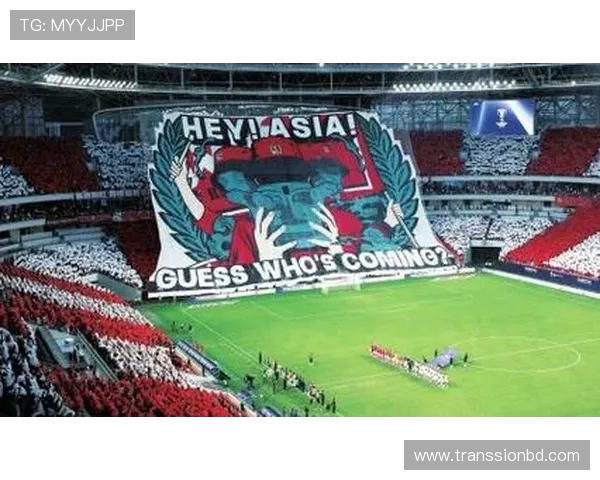 蓉城球迷赛前展示巨型TIFO战在一起凝聚力量全力支持球队